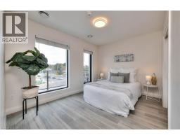 5 WAKE ROBIN Drive UnitNo. 318 - 17