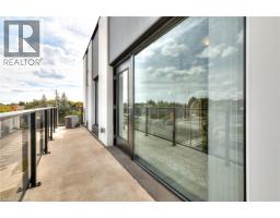 5 WAKE ROBIN Drive UnitNo. 318 - 19