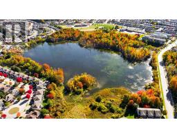 5 WAKE ROBIN Drive UnitNo. 318 - 30