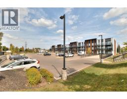 5 WAKE ROBIN Drive UnitNo. 318 - 39