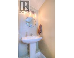 91 IRONSTONE Drive - 18