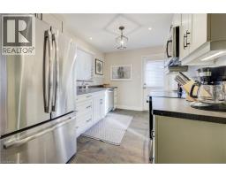 211 VILLAGE Road - 11