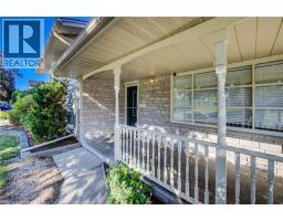211 VILLAGE Road - 4