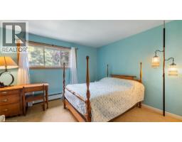 2210 1ST CONC RD STR Concession E - 21