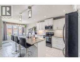 200 OAK Street - 12