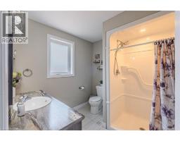 200 OAK Street - 26
