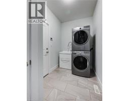 2527 HOLBROOK Drive - 9