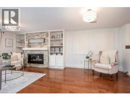 271 NEWBURY Drive - 17