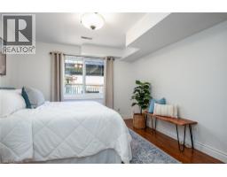 271 NEWBURY Drive - 24