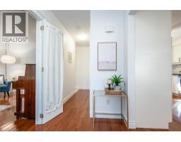 271 NEWBURY Drive - 6