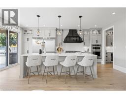 333 WESTPARK Crescent - 11