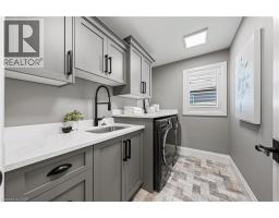 333 WESTPARK Crescent - 41