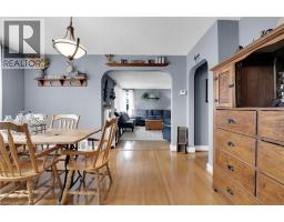 14 SHERRING Street N - 12