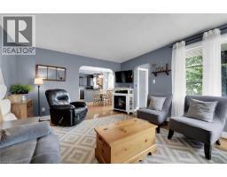 14 SHERRING Street N - 17