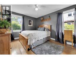 14 SHERRING Street N - 22