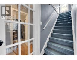14 SHERRING Street N - 24
