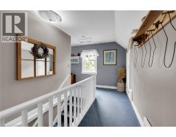 14 SHERRING Street N - 29