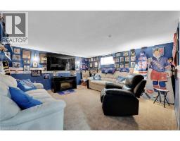 14 SHERRING Street N - 30