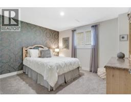 43 MACDONALD Crescent - 29