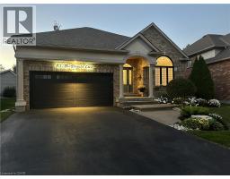 43 MACDONALD Crescent - 49