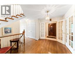 462 WINCHESTER Drive - 2