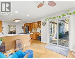 1306 ST JOHNS Road W - 17