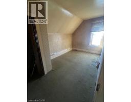 126 SHAKESPEARE Street - 6