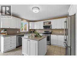 4 BLACKBURN Court - 12