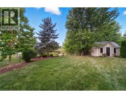 4 BLACKBURN Court - 37