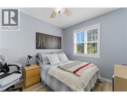 202 HILLTOP Drive - 16