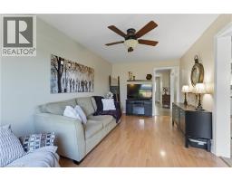 202 HILLTOP Drive - 5