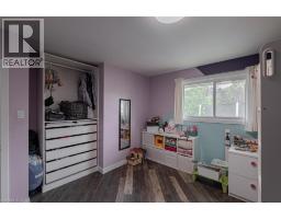 195 CONNAUGHT Avenue - 20