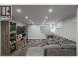 195 CONNAUGHT Avenue - 21