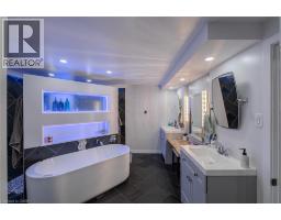 195 CONNAUGHT Avenue - 28