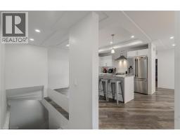 195 CONNAUGHT Avenue - 8