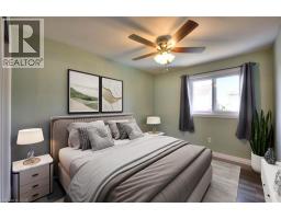 6 HEATHERWOOD Place - 36