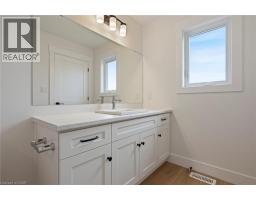 115 AMBER Street - 25