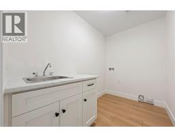 115 AMBER Street - 28