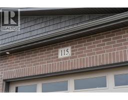 115 AMBER Street - 4