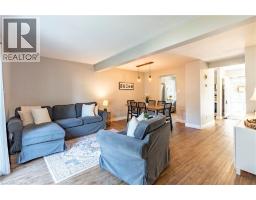 255 NORTHLAKE Drive UnitNo. 3 - 8