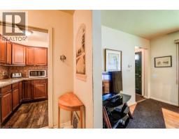 105 LORNE Crescent - 17