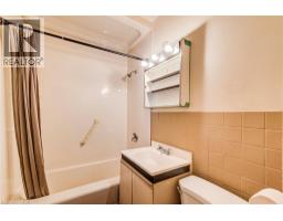 105 LORNE Crescent - 24