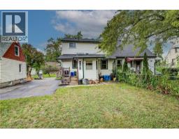 105 LORNE Crescent - 40