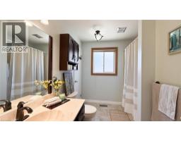 9 KENNEDY Road - 24