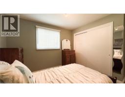 9 KENNEDY Road - 28