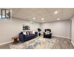 9 KENNEDY Road - 34