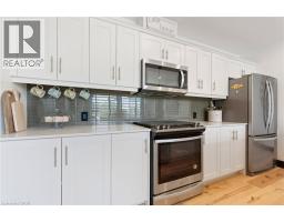 38 HARBOUR Street UnitNo. 416 - 6