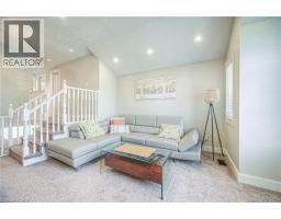 220 SIENNA Crescent - 21