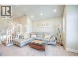 220 SIENNA Crescent - 22
