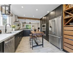 52 CINDY Avenue - 12